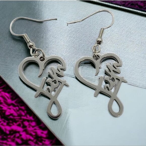 Faith Script Heart Stainless Steel Dangle Earrings Christian Religious Jewelry - Picture 1 of 7